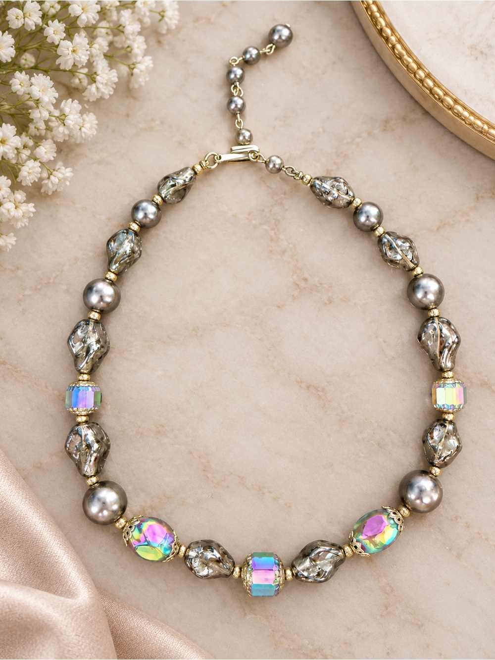 Trifari Iridescent and Gray Beaded Necklace 16”